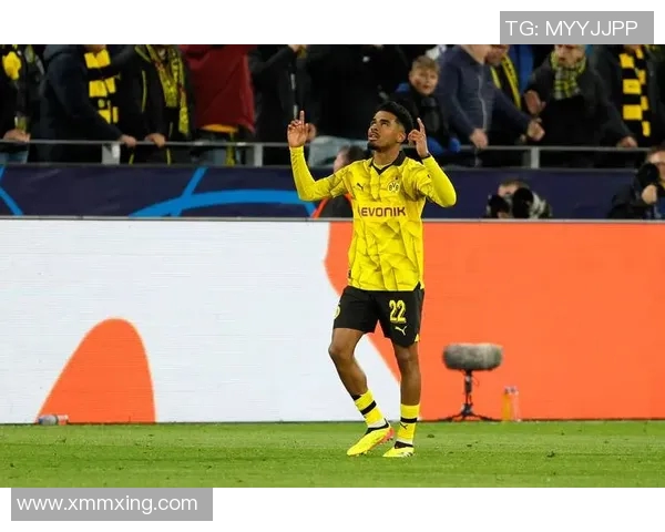 法兰克福客场大胜！势不可挡，击败奥格斯堡！